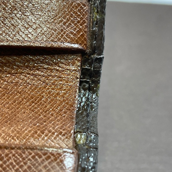 Louis Vuitton Brown Wallet - Picture 15 of 16